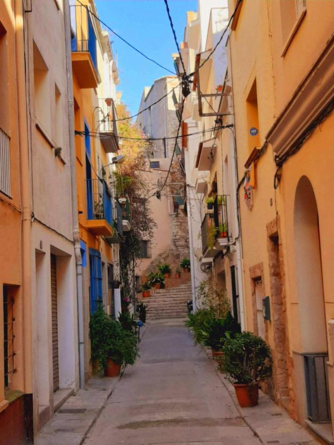 2 Bedroom Large Modern Apartment In Blanes Old Town 50M From The Beach! מראה חיצוני תמונה