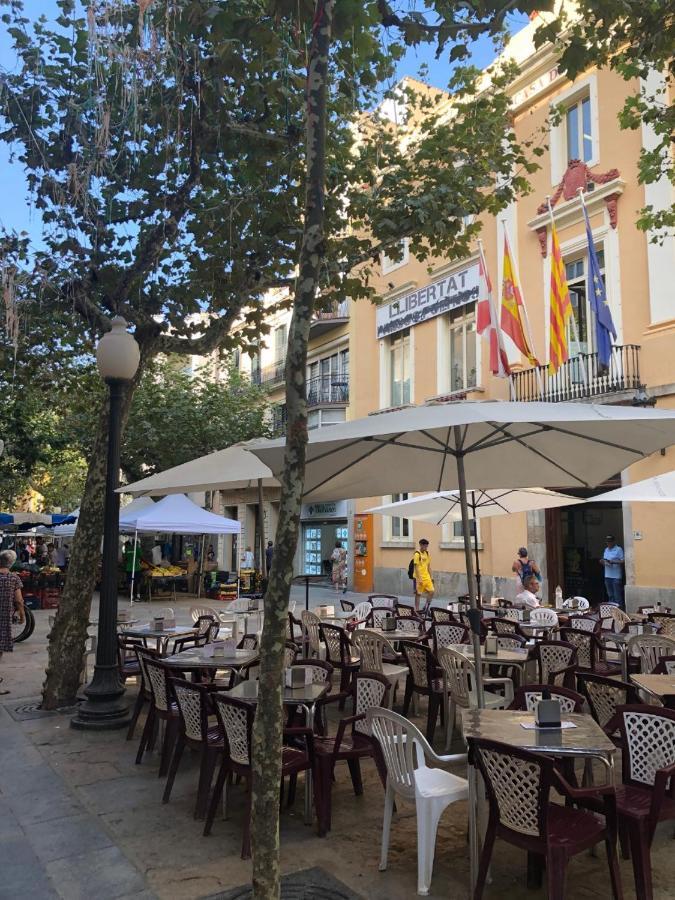 2 Bedroom Large Modern Apartment In Blanes Old Town 50M From The Beach! מראה חיצוני תמונה