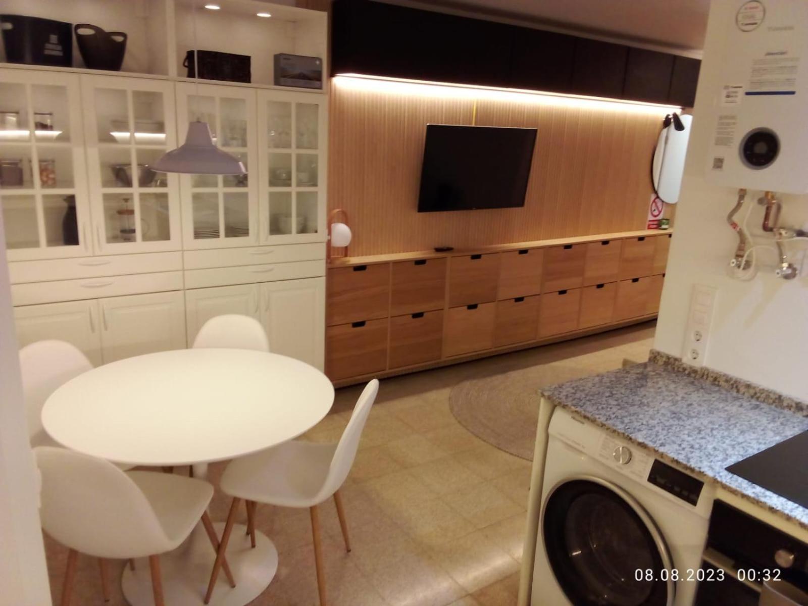 2 Bedroom Large Modern Apartment In Blanes Old Town 50M From The Beach! מראה חיצוני תמונה